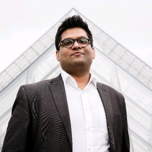 Lav Agarwal, founder of Eternia AI